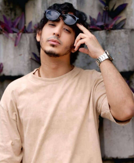 Press Photo of Andres Machado, DJ from Caracas, Venezuela